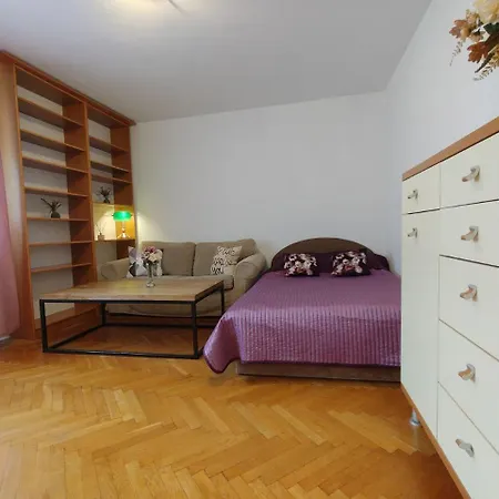 Center Hollidays Room's Varsó