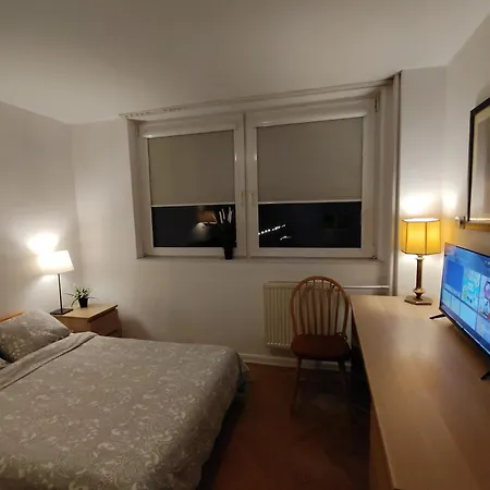 Center Hollidays Room's Apartman *