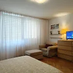 Center Hollidays Room's Lejlighed *